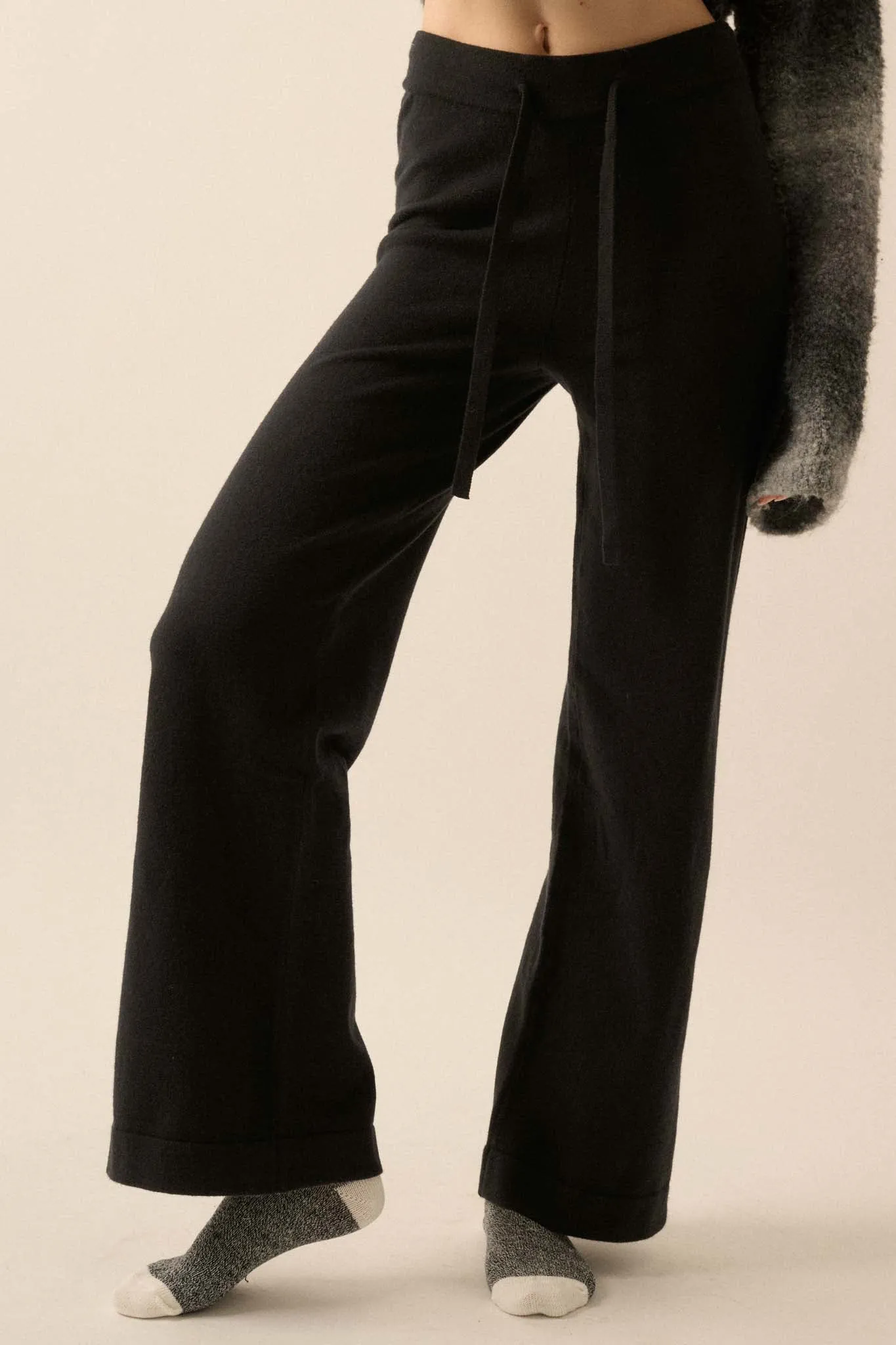 Promise the Label Brushed Knit Split-Hem Pants