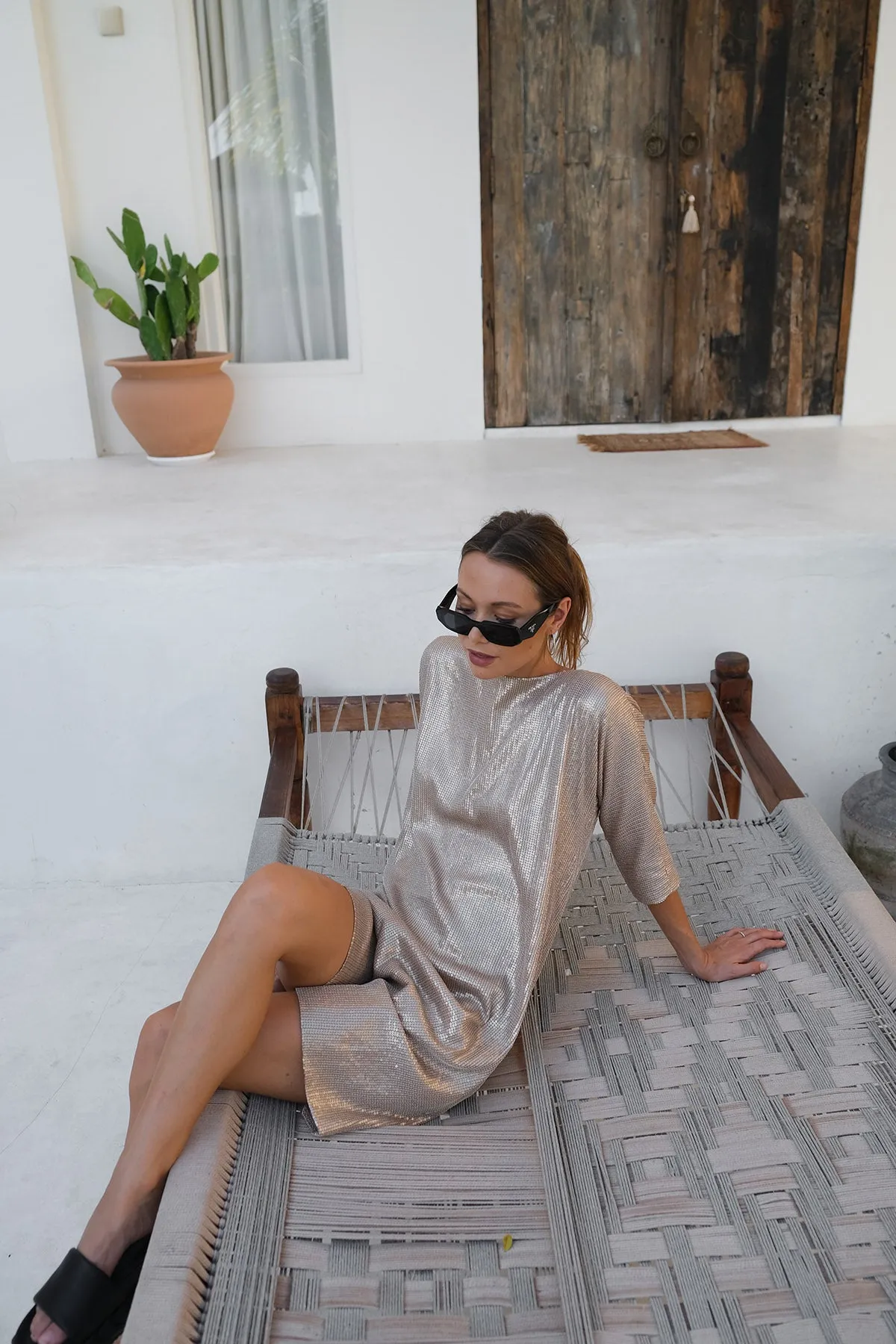 SEQUIN SHIFT KNEE LENGTH GOLD