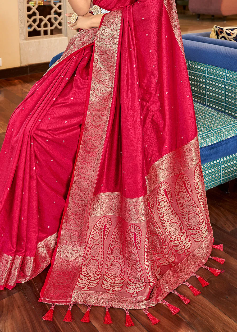 Strawberry Pink Woven Two Tone Soft Silk Saree